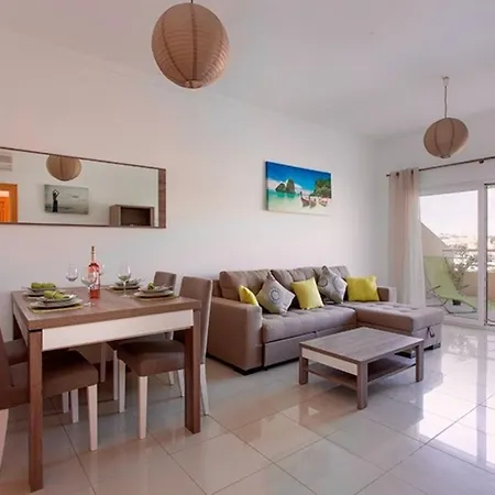 Albufeira - Apartment - Sleeps 4 - Pool - Seaside Appartamento