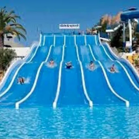 Διαμέρισμα - - Sleeps 4 - Pool - Seaside