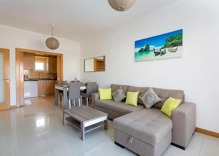 - - Sleeps 4 - Pool - Seaside