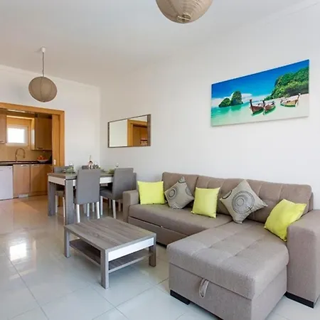 - - Sleeps 4 - Pool - Seaside